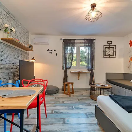 Modern Cave By Interhome * Split
