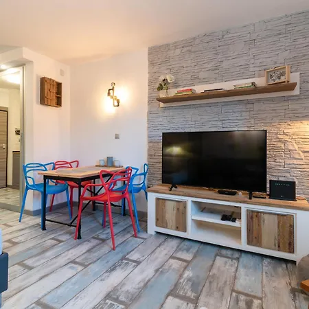Modern Cave By Interhome アパート *